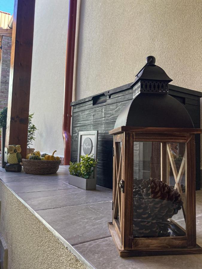 Varfal Apartman Эгер Экстерьер фото